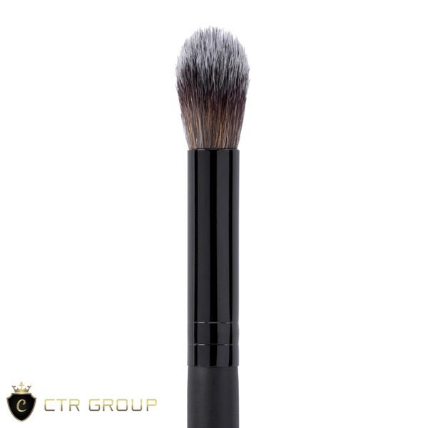 Brush for applying shadows, concealer, corrector CTR W0645